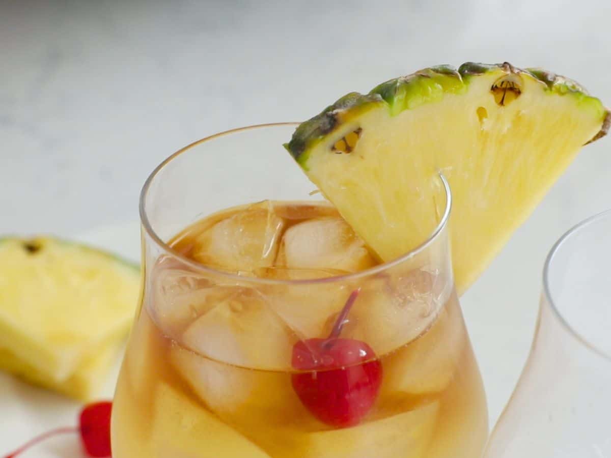 Best Classic Mai Tai Recipe - Crazy for Crust