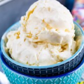 Two scoops of easy ice cream in blue bowls