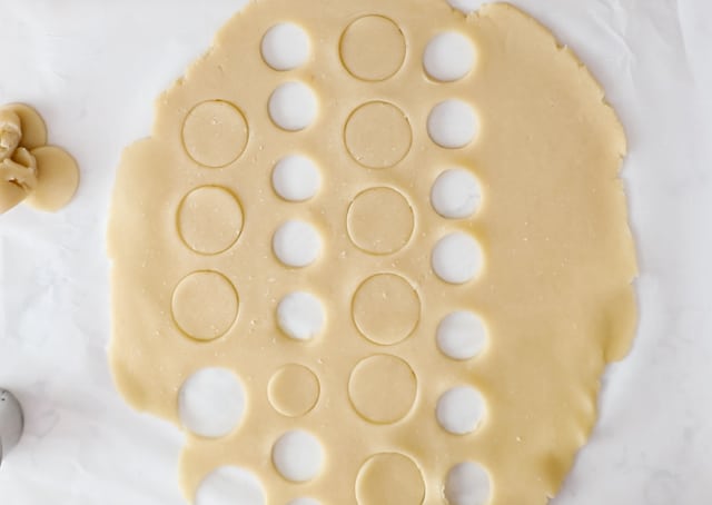 decorative pie crust using circles