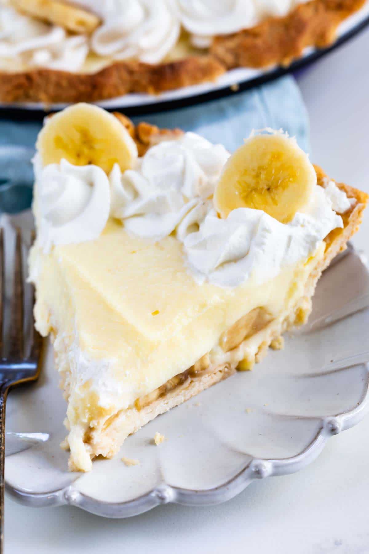 Banana Cream Pie Recipe from scratch - Crazy for Crust