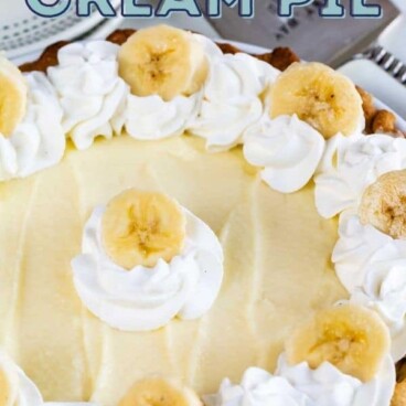 Overhead shot of banana cream pie with recipe title on top of image