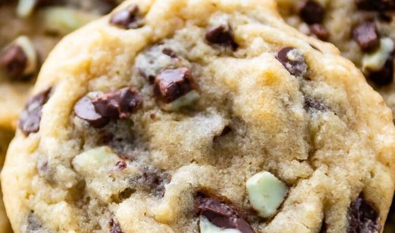 Group of mint chip cookies with recipe title on top of image