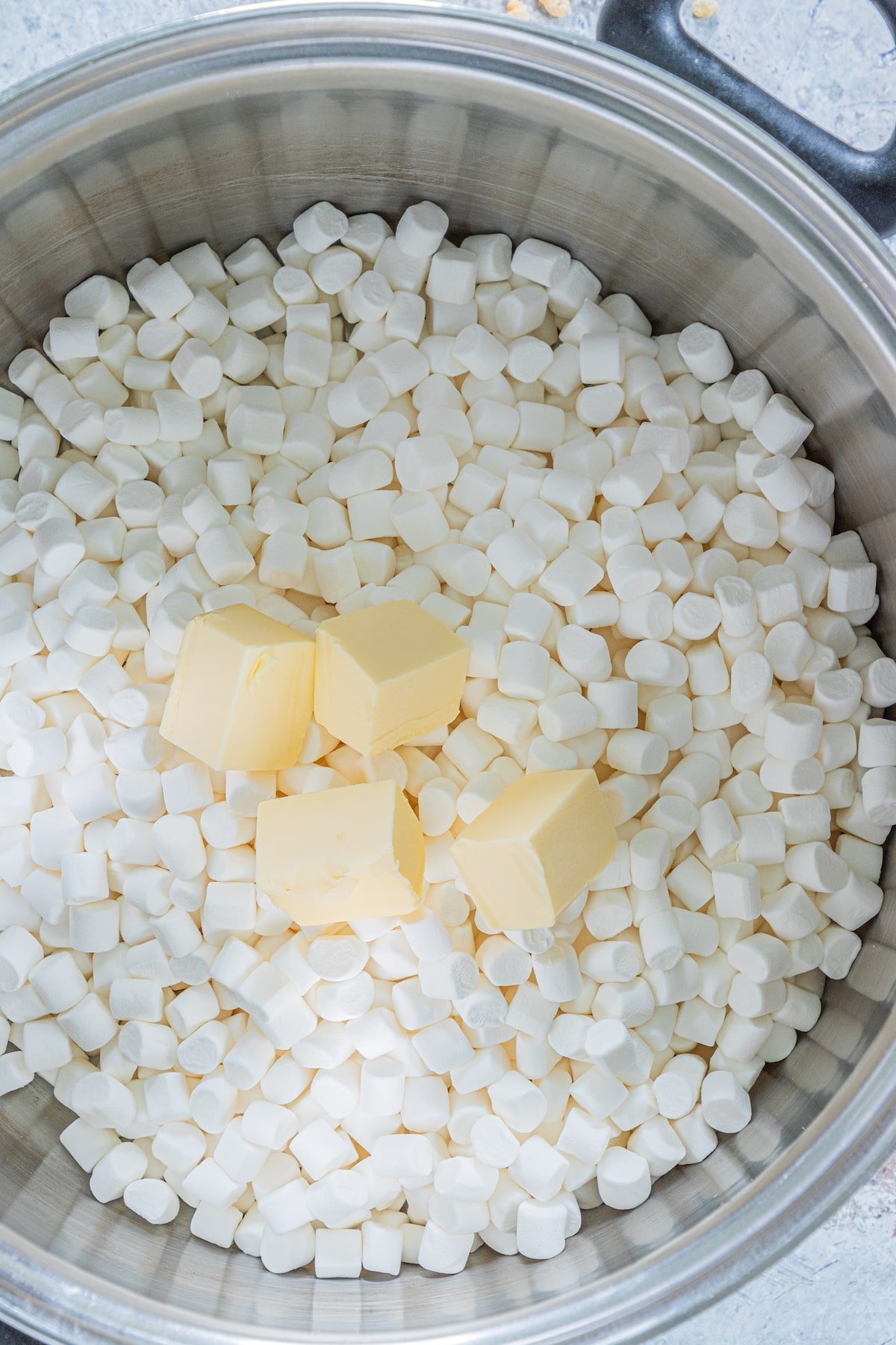 process shot of easter Rice Krispie treats being made.