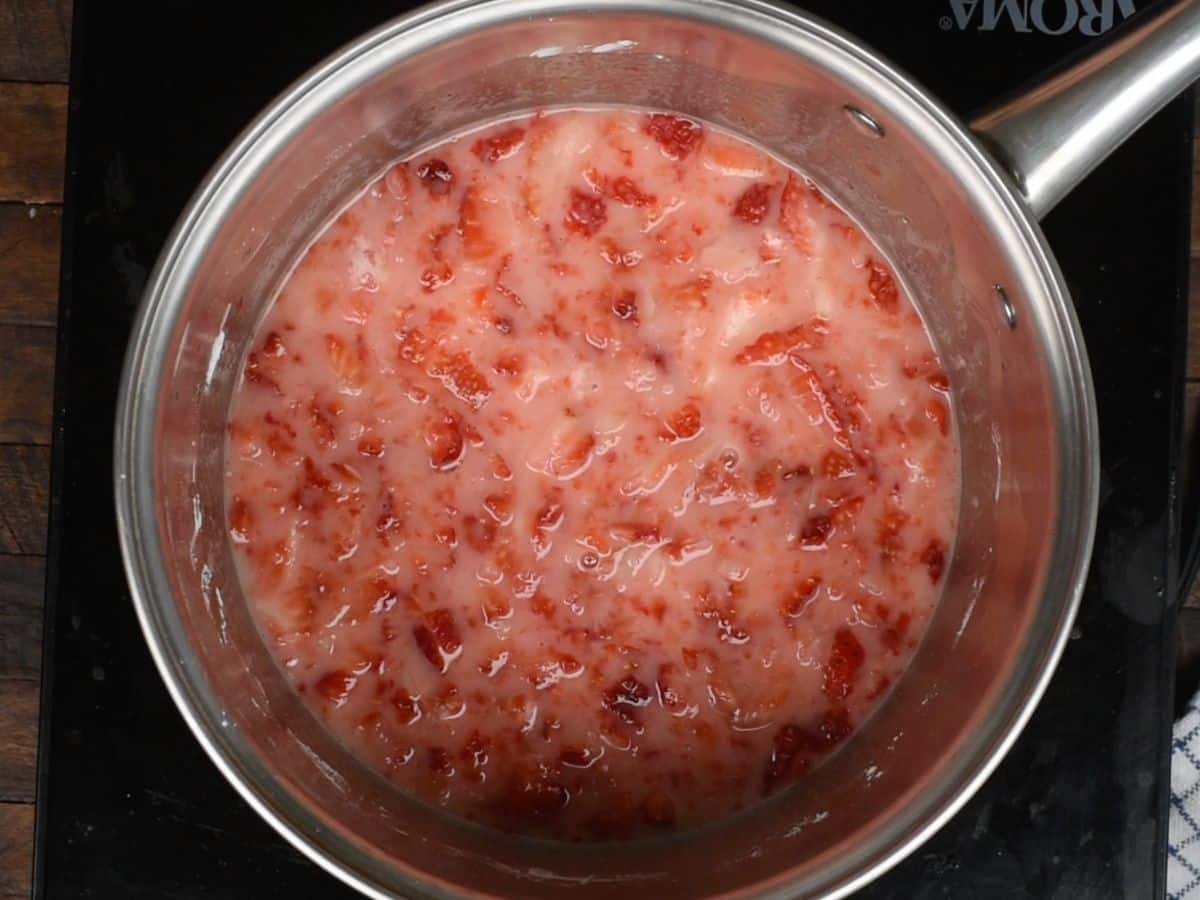 strawberry liquid in saucepan.