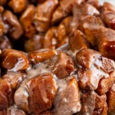 Pumpkin spice monkey bread with recipe title on top of image