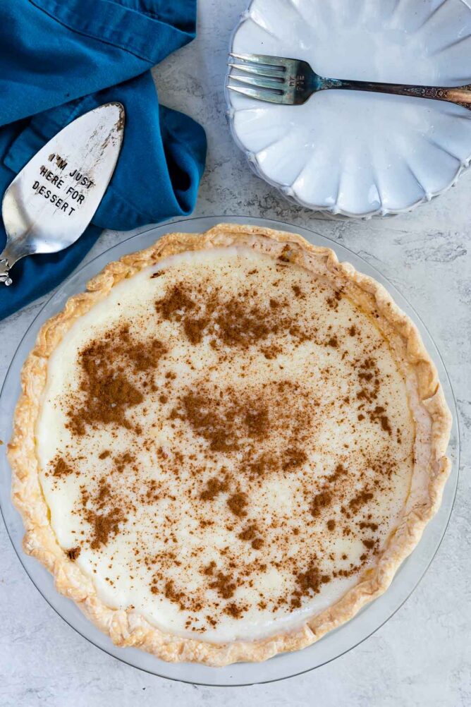 Overhead shot of sugar cream pie