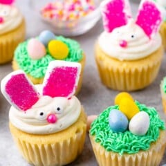 Easter nest and bunny cupcakes