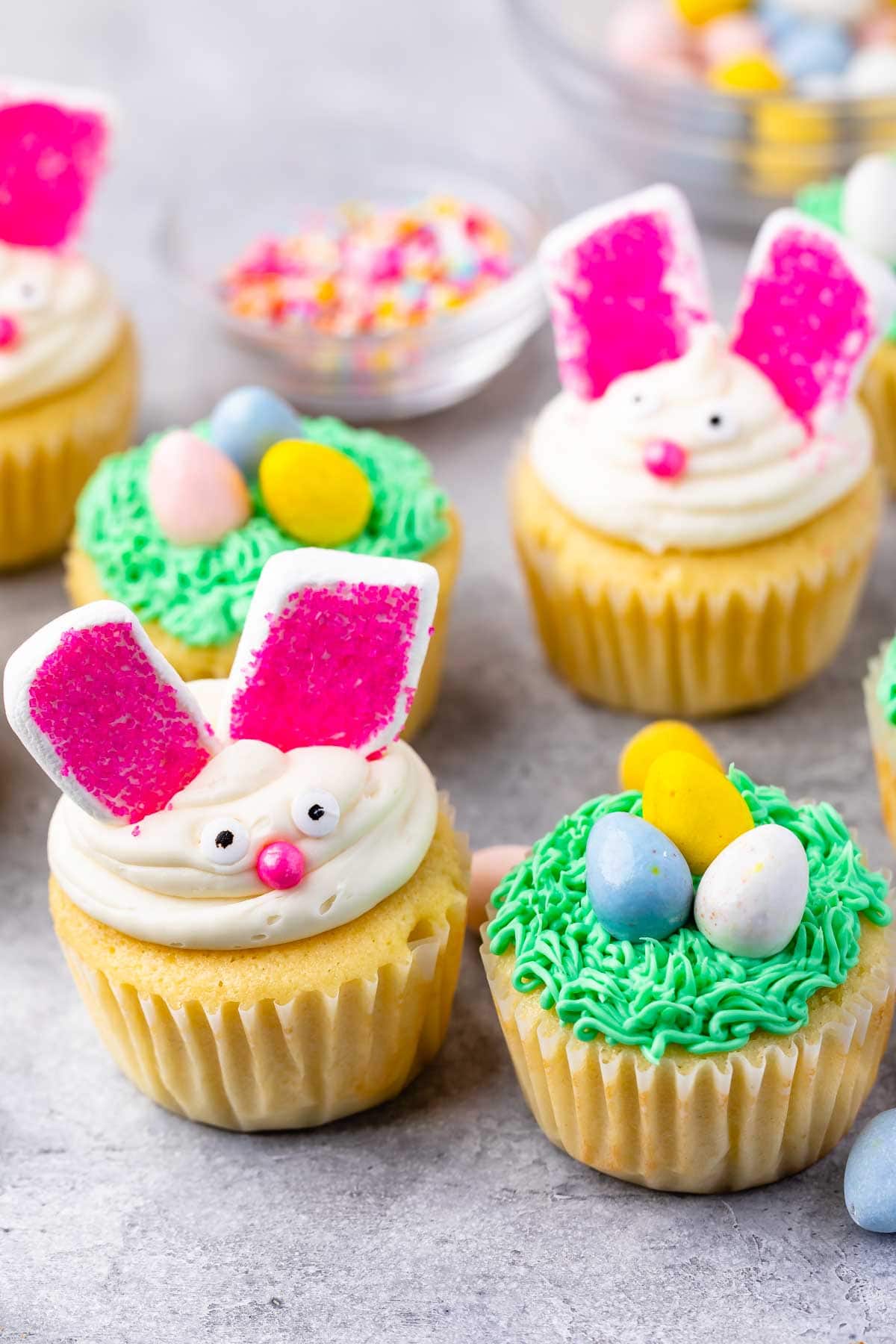 Easter nest and bunny cupcakes