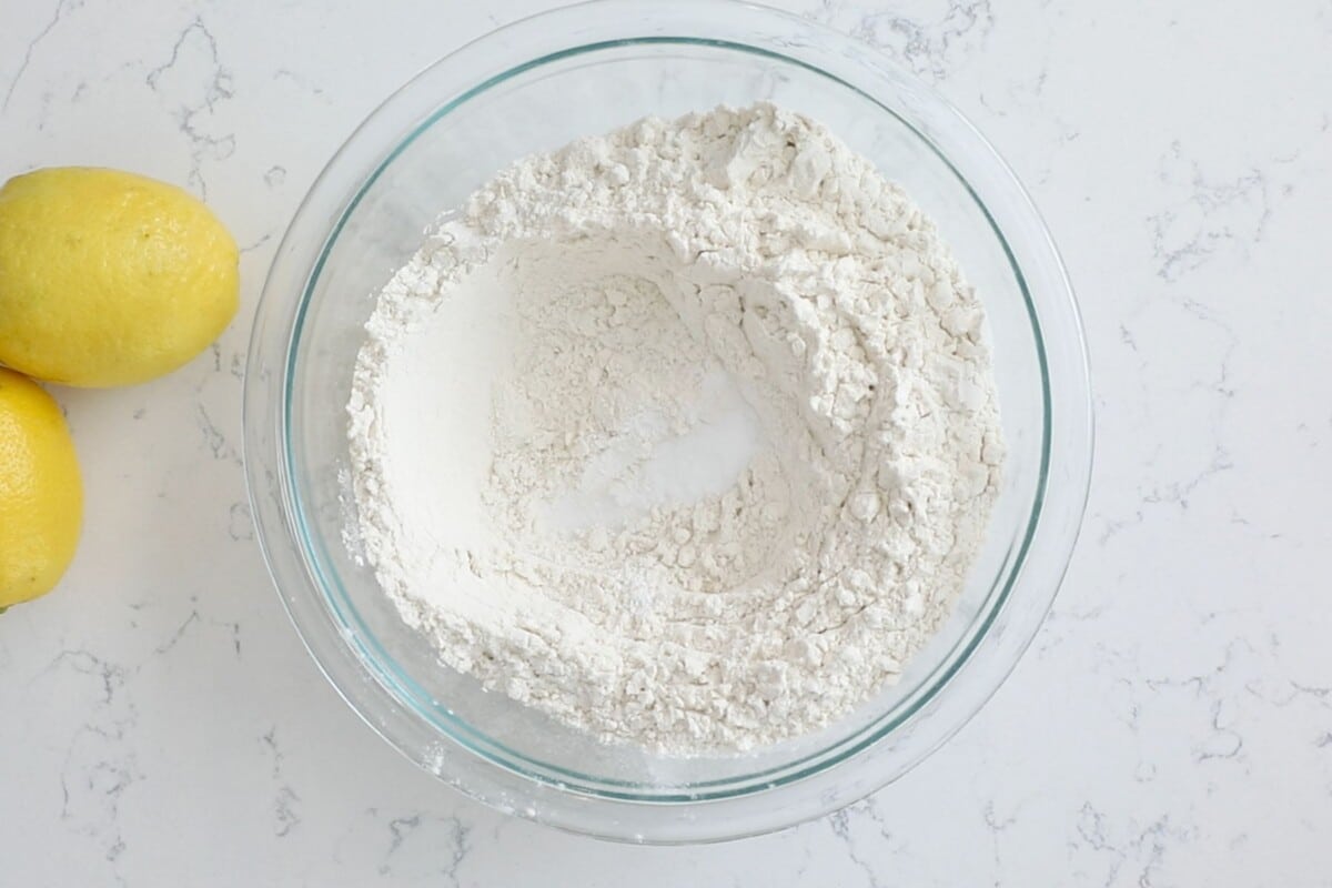 dry ingredients in clear bowl