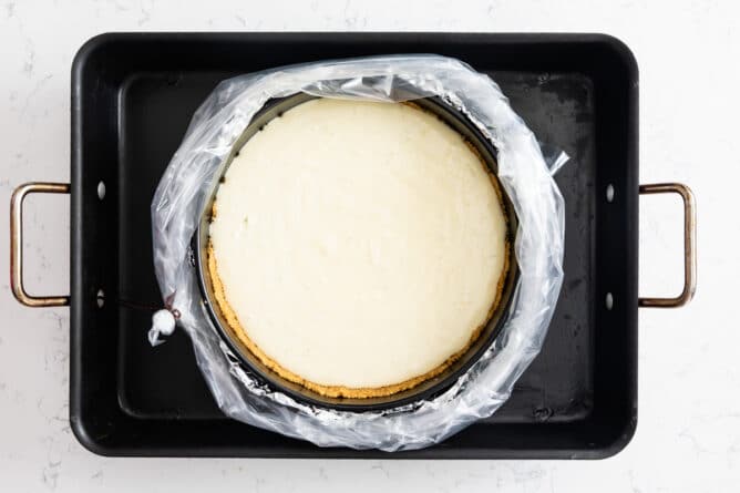 cheesecake in pan with water bath