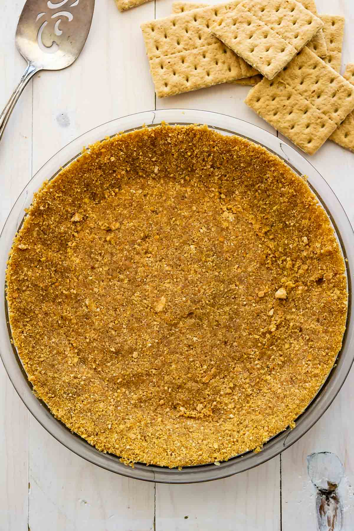 graham cracker crust in glass pie plate.