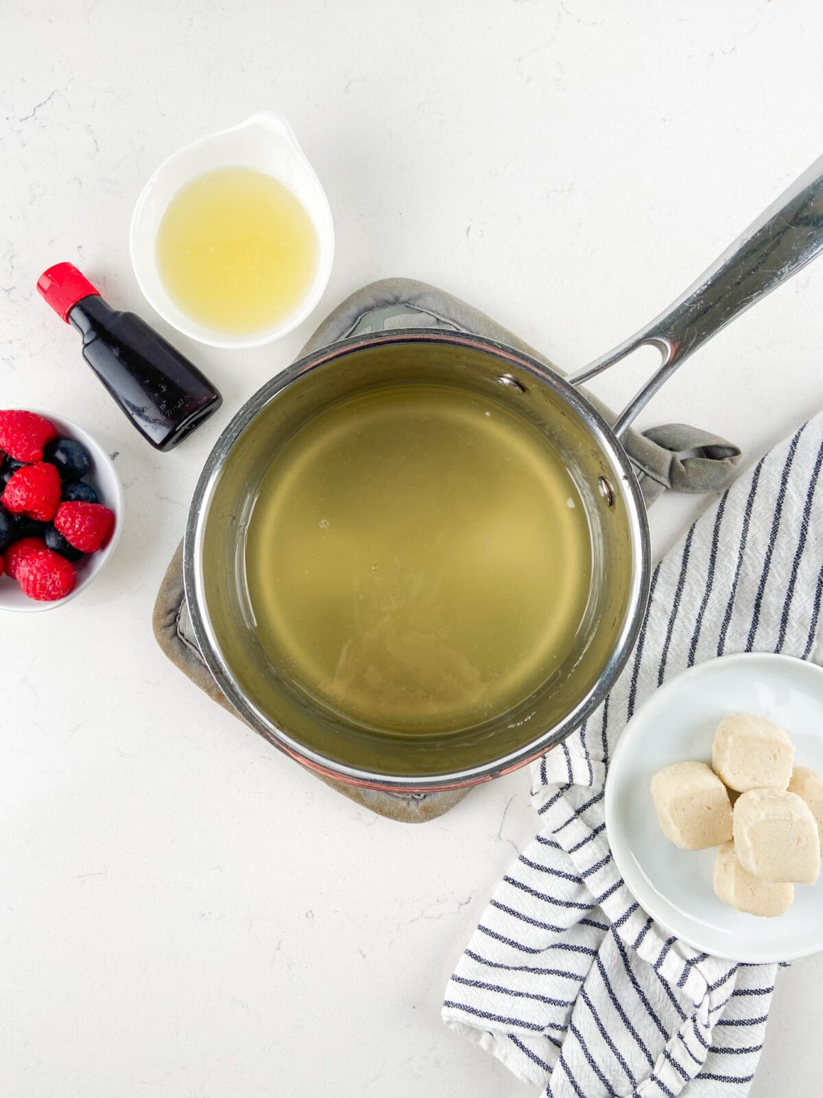 lime syrup in pan.