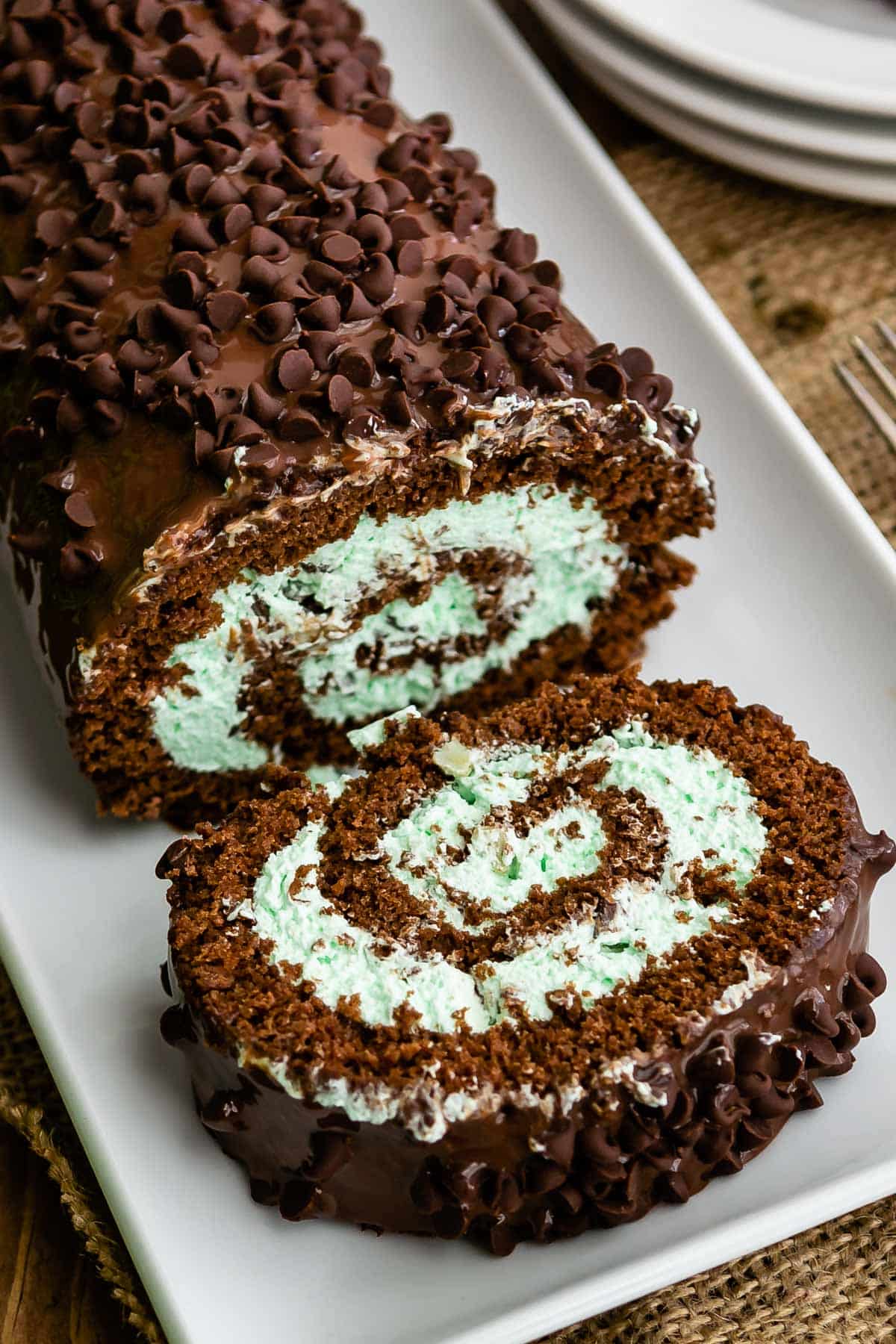 cake roll covered in chocolate filled with mint filling.