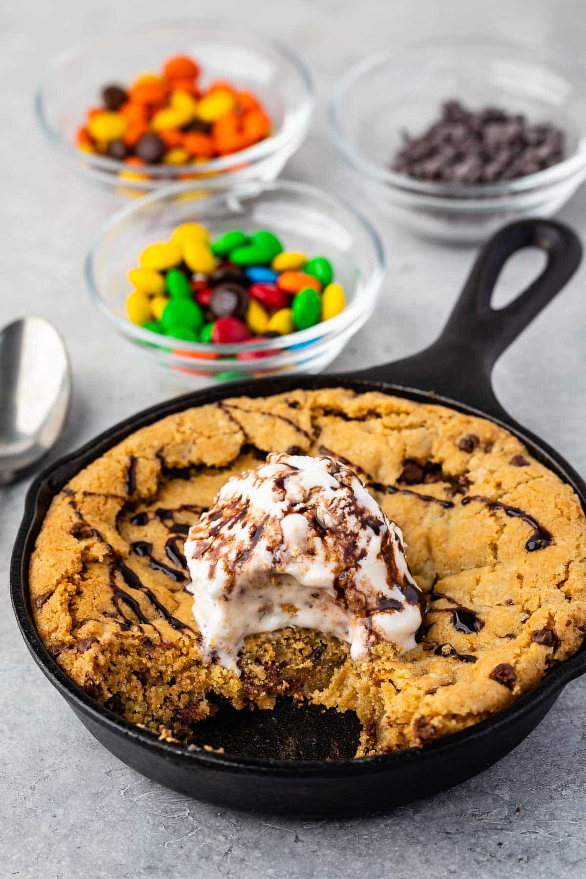 Cookie shop dough skillet
