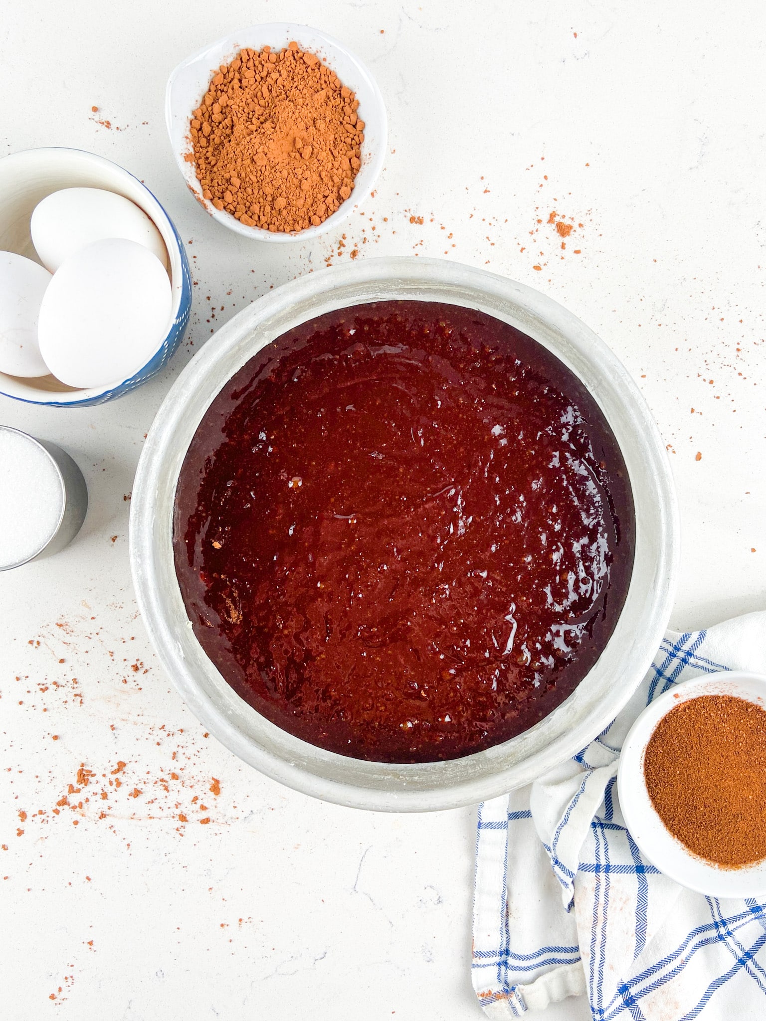 process shot of flourless chocolate cake.