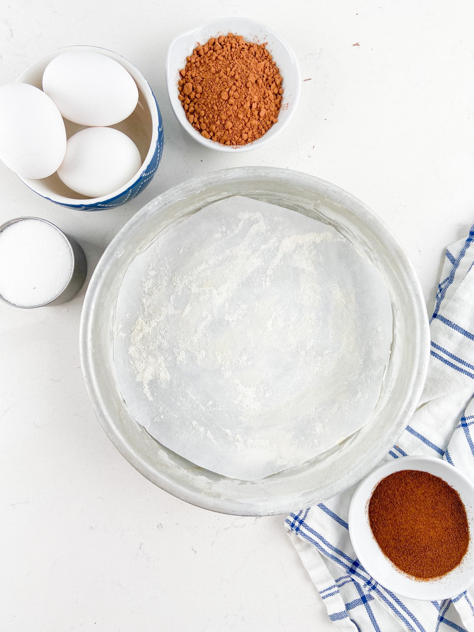 process shot of flourless chocolate cake.