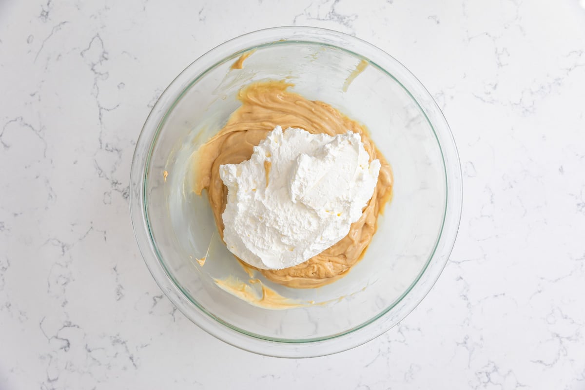 process shot of peanut butter ice cream.