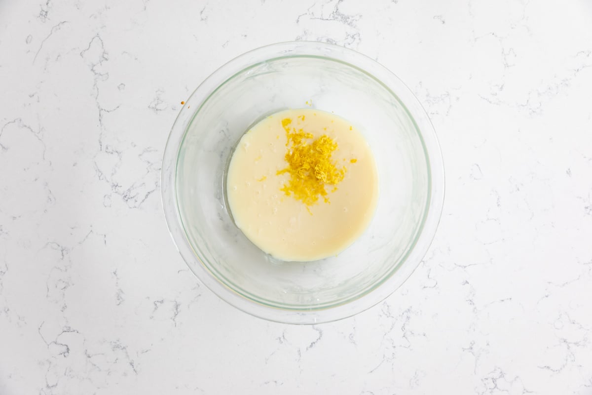 process shot of lemon ice cream.