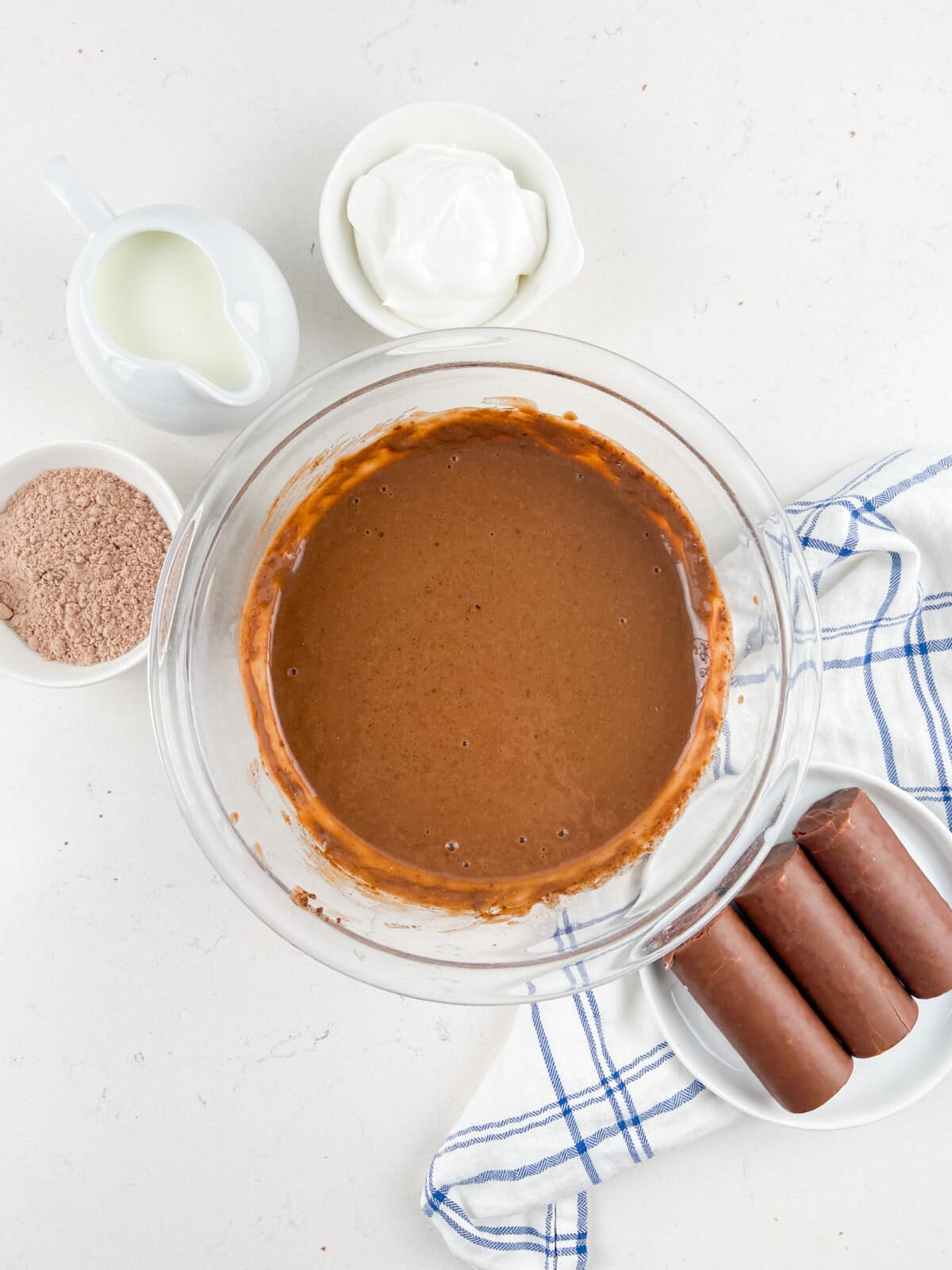 no bake Swiss roll dessert process shot.