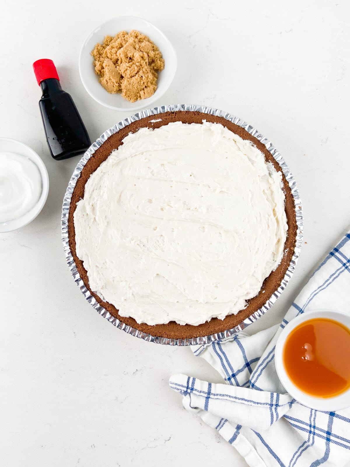 cheesecake in pie crust.