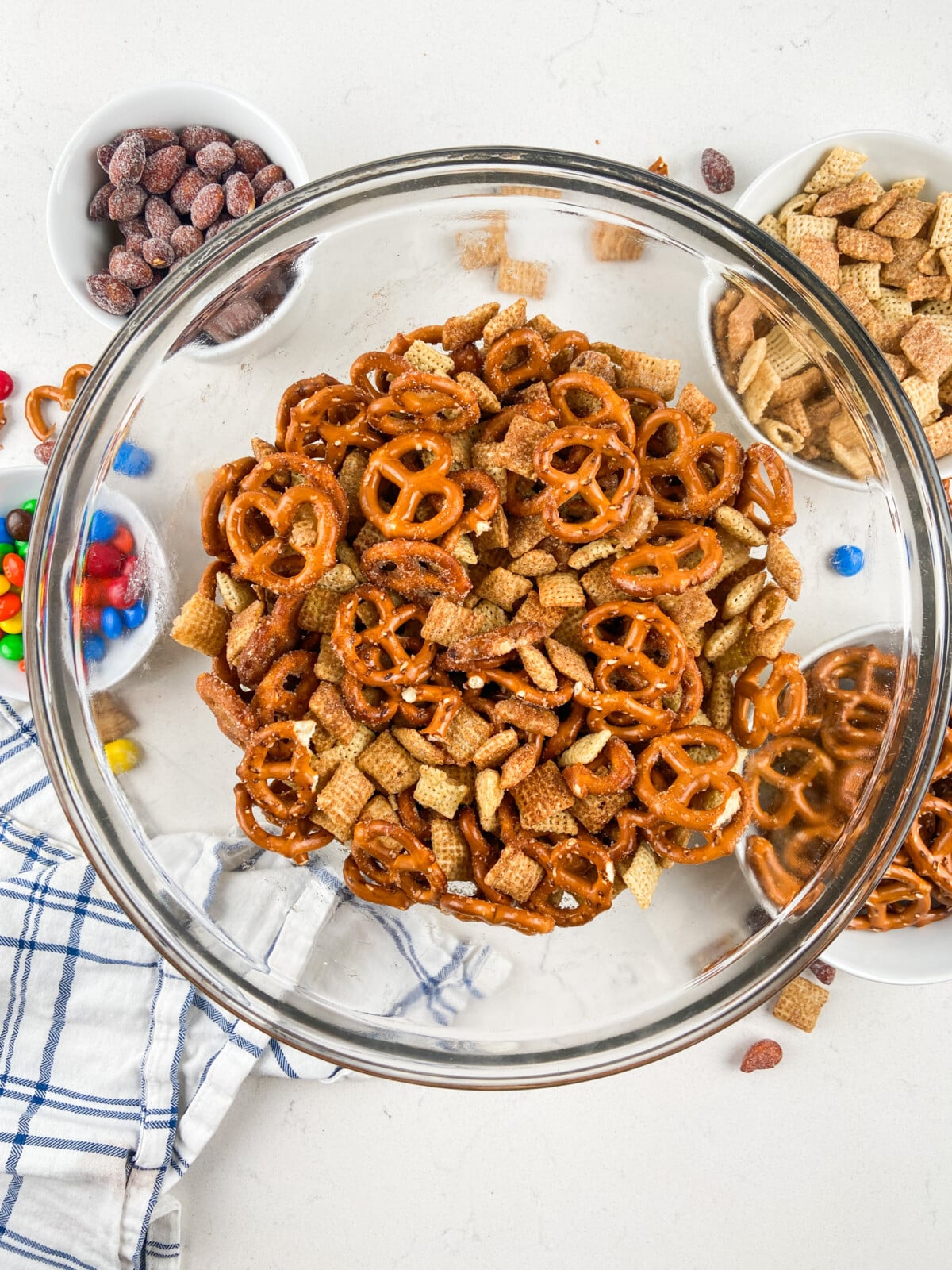 bowl of Chex, pretzels and almonds.