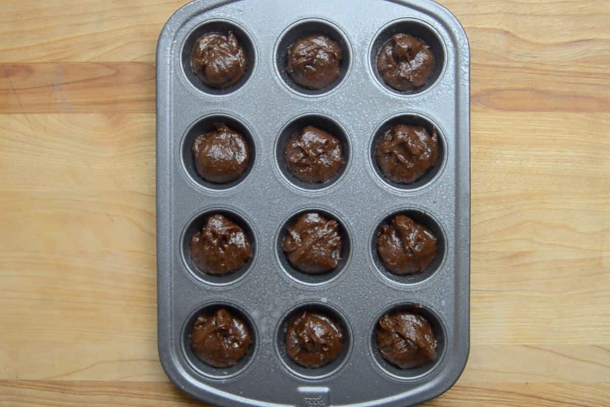 process shot of brownie bites.