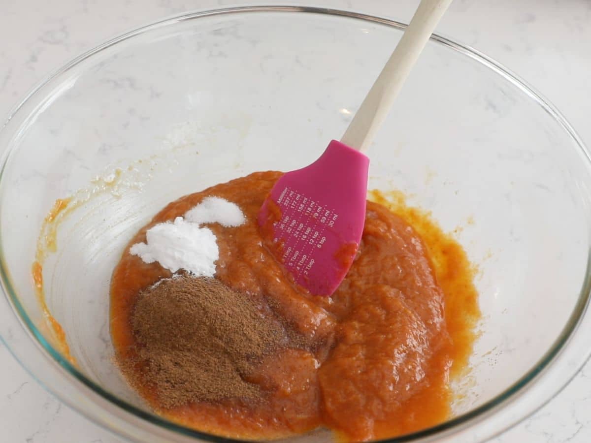 process shot of pumpkin bread.