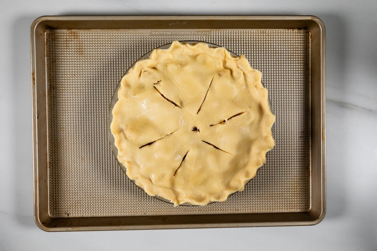 process shot of pear pie.