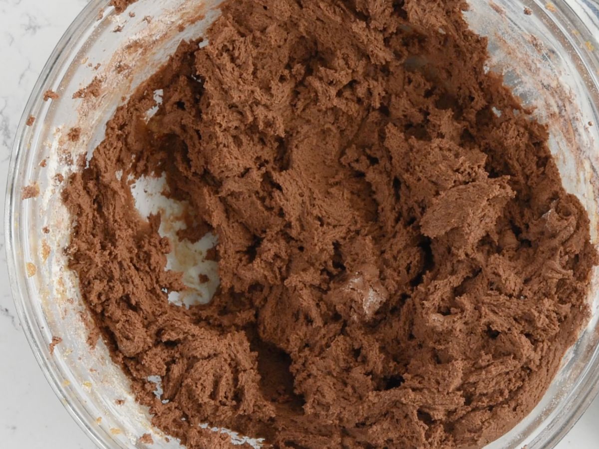 process shot of chocolate peanut butter cookies.