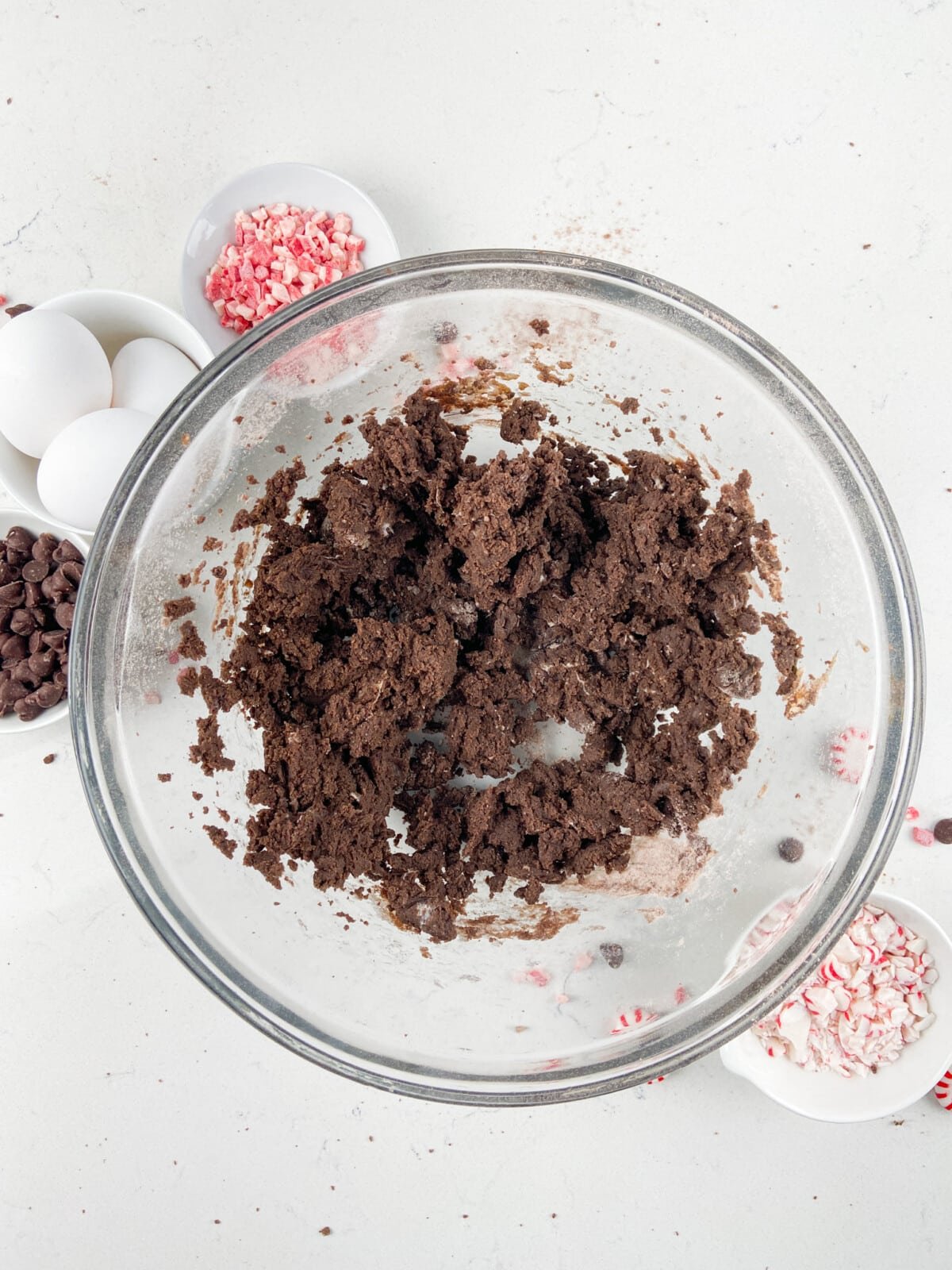 process shot of peppermint gooey bars.