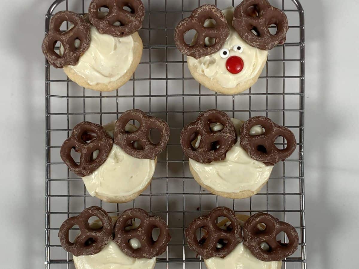 process shot of reindeer cookies.