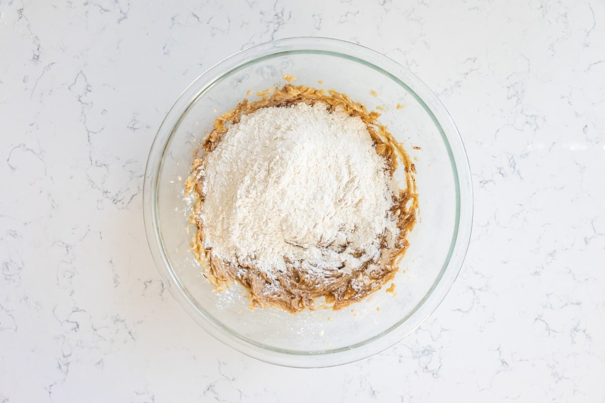 process shot of oatmeal cookies being made.