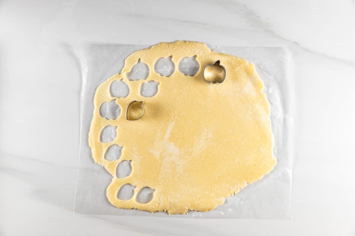 process shot of pie crust cookies being made.